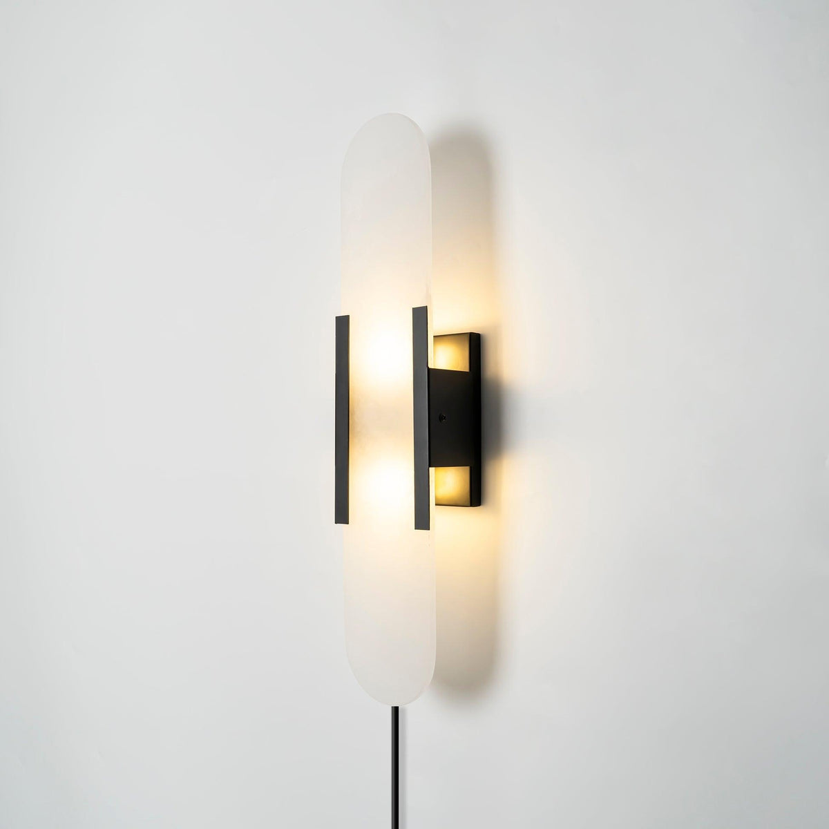 Melange Elongated Plug-in Sconce