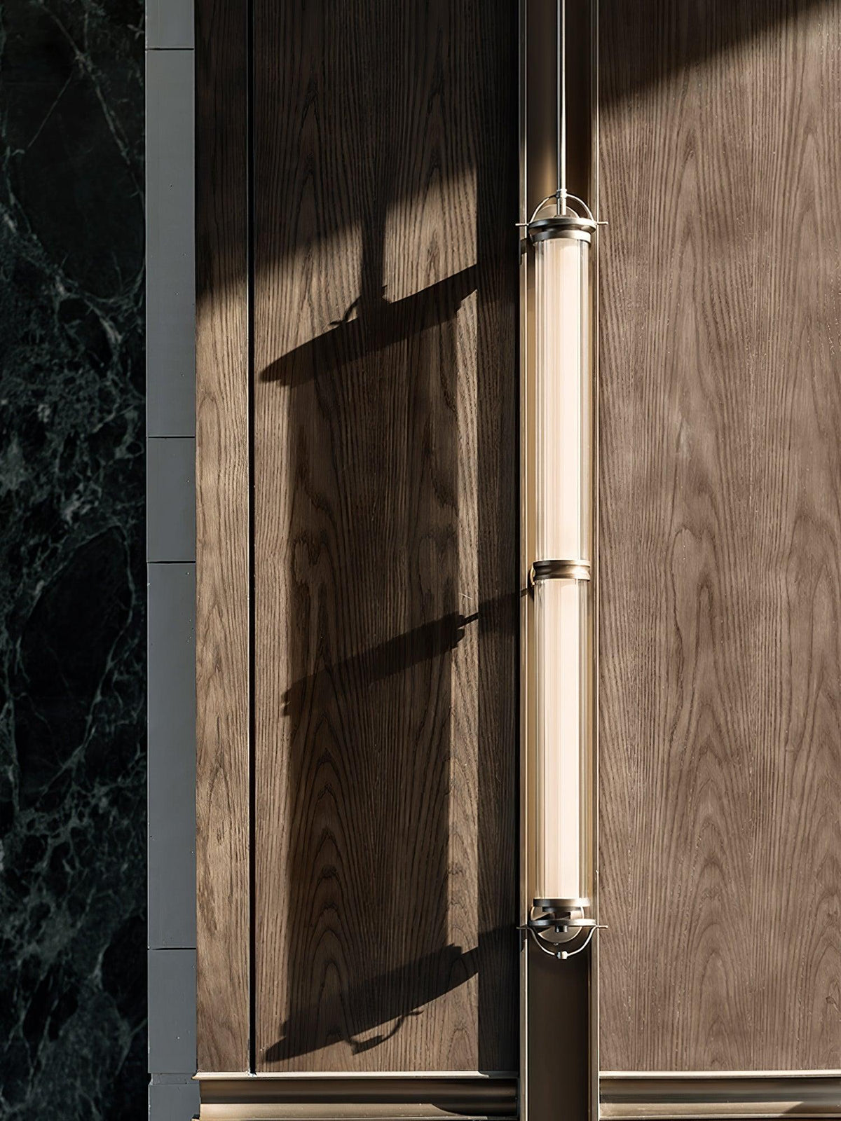 Meridian Vertical Wall Sconce 3.9"