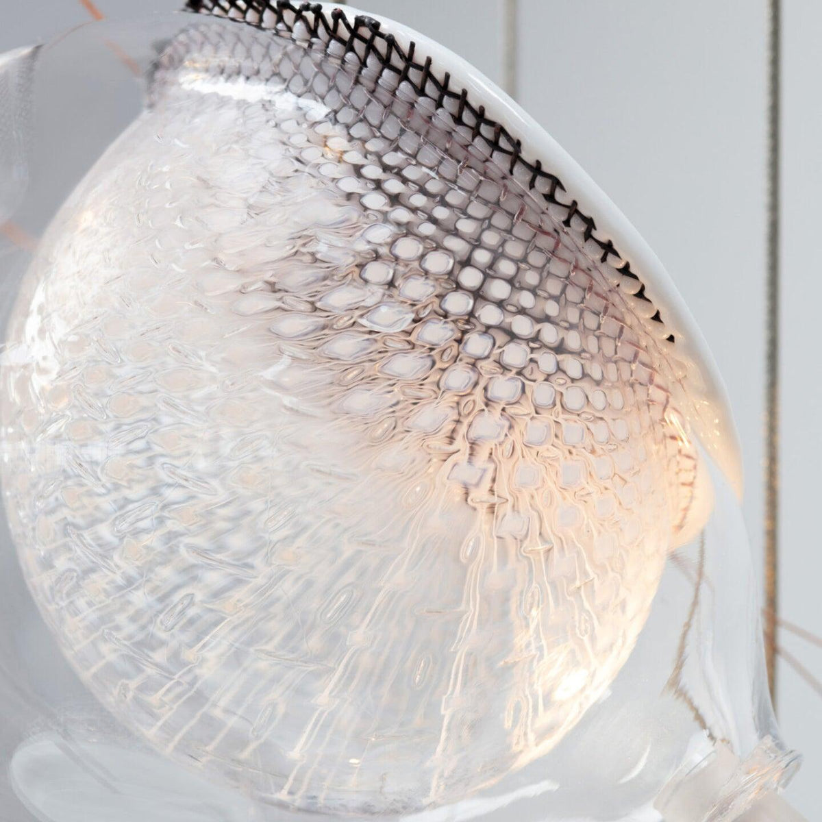 Mesh Glass Pendant Light