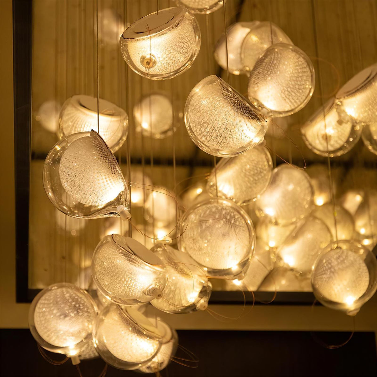 Mesh Glass Pendant Light
