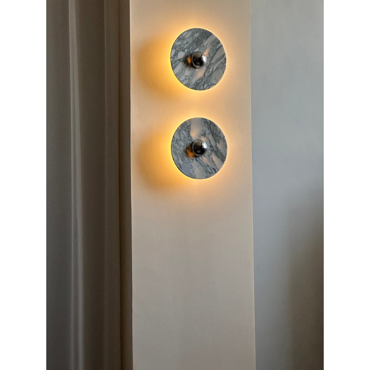 Messier Marble Wall Lamp