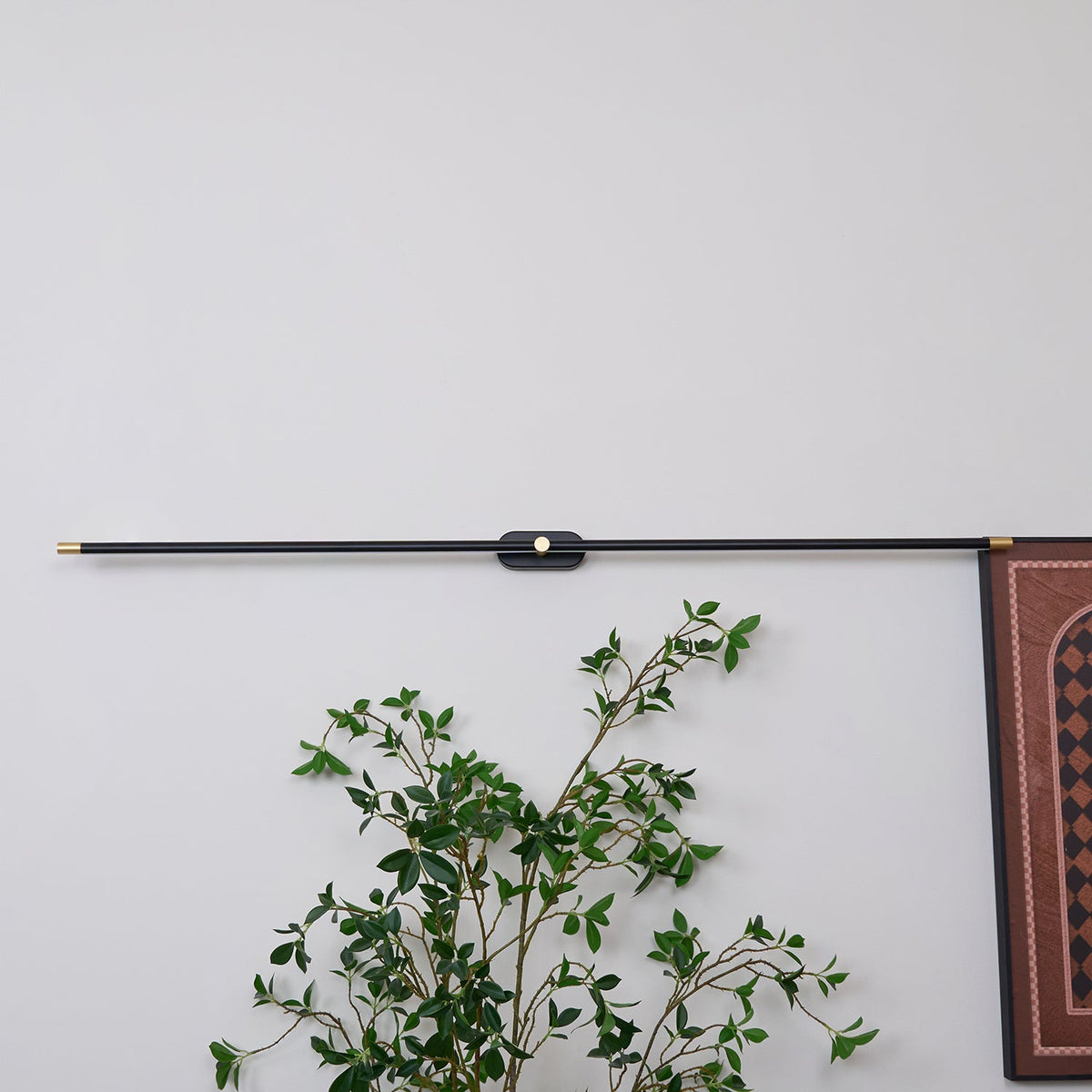 Minimalist Linear Rechargeable Wall Lamp