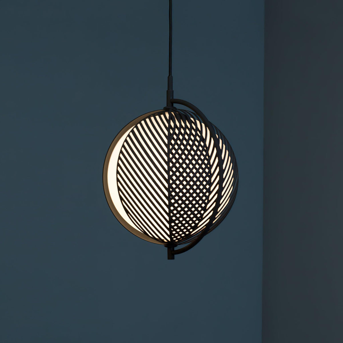 Mondo Pendant Light