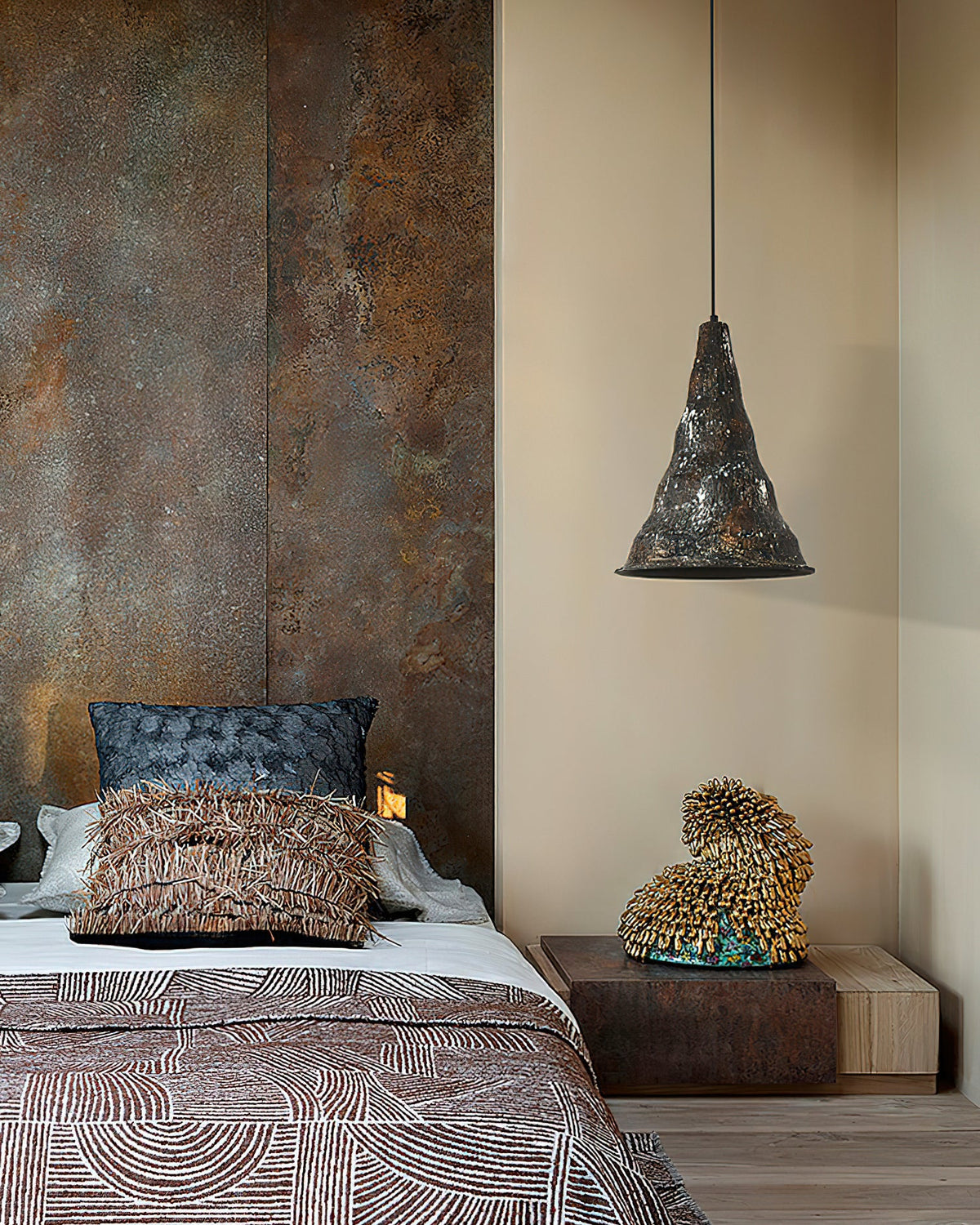 Mountain Peak Pendant Light 11"