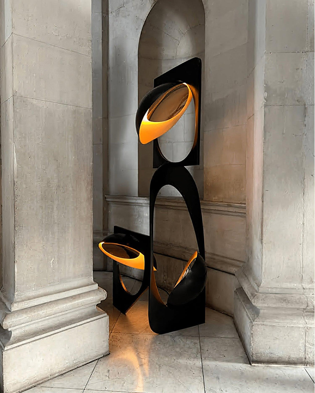 Niamh Barry Sculpture Floor Lamp 37.8"