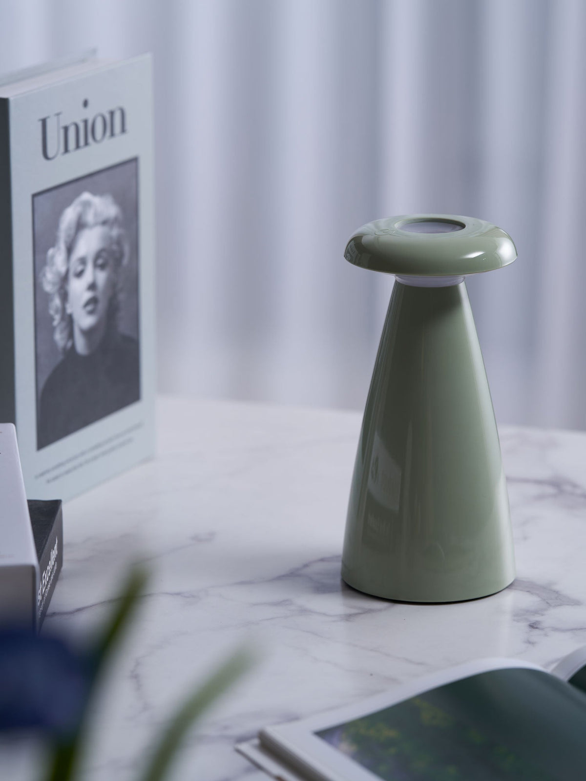 Noko Mushroom Rechargeable Table Lamp