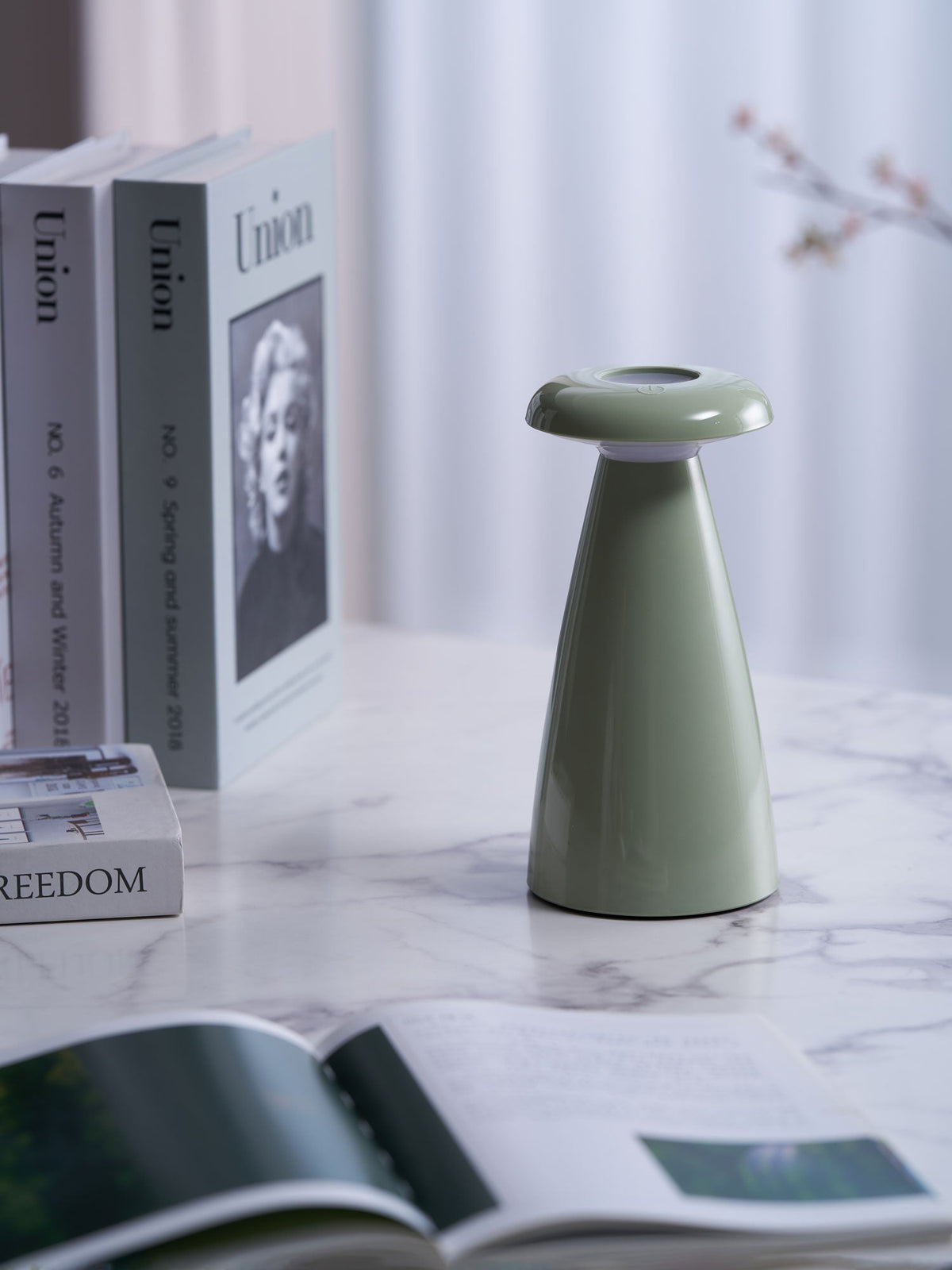 Noko Mushroom Rechargeable Table Lamp