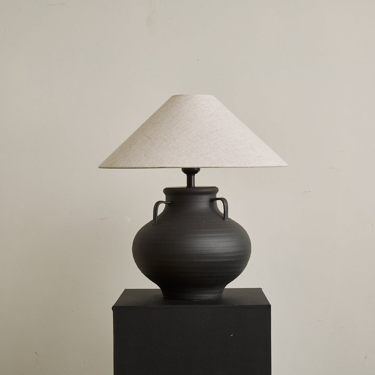 Obscura Table Lamp