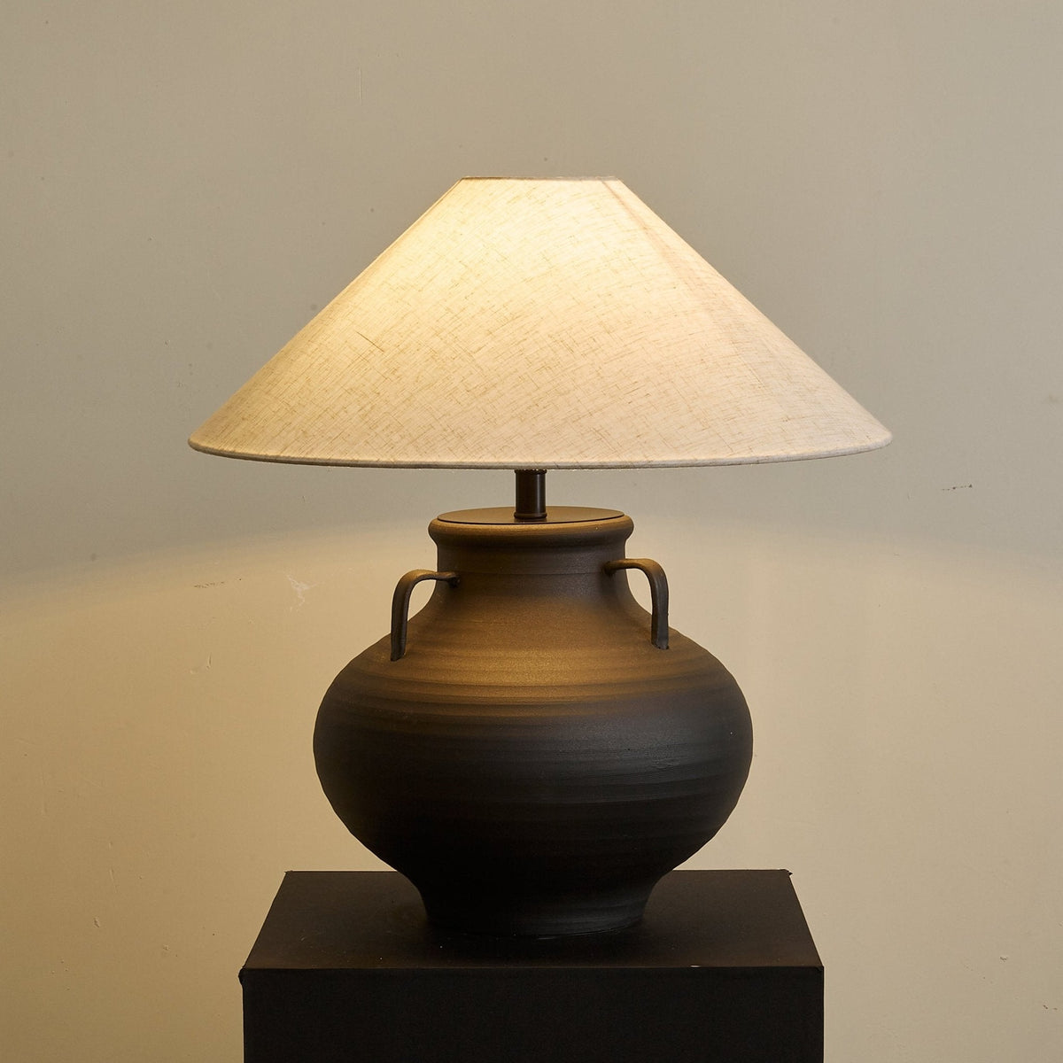 Obscura Table Lamp