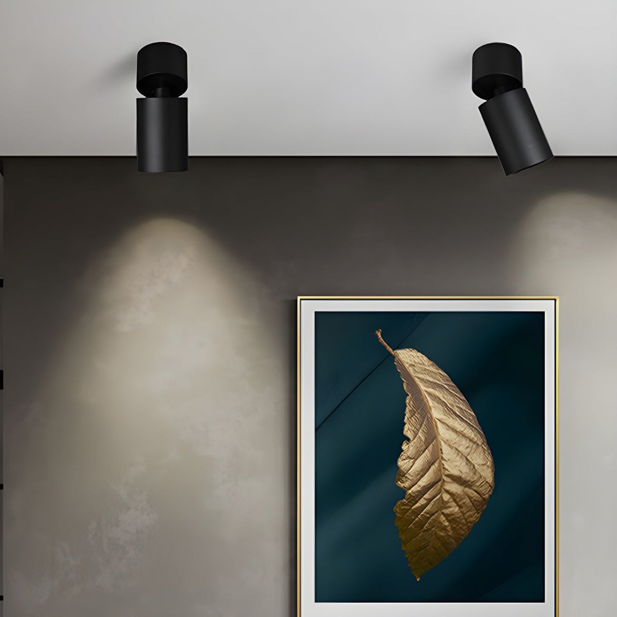 Oliver Tube Surface Downlight