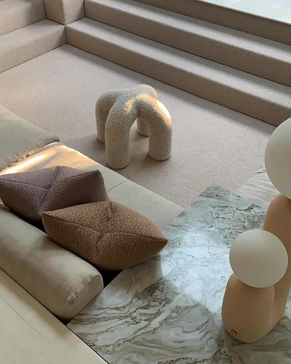 Oo Ceramics Table Lamp 22.4″