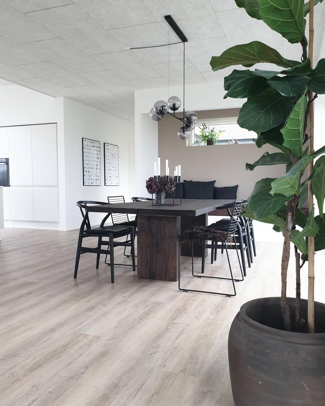 Orb Chandelier 47.2"