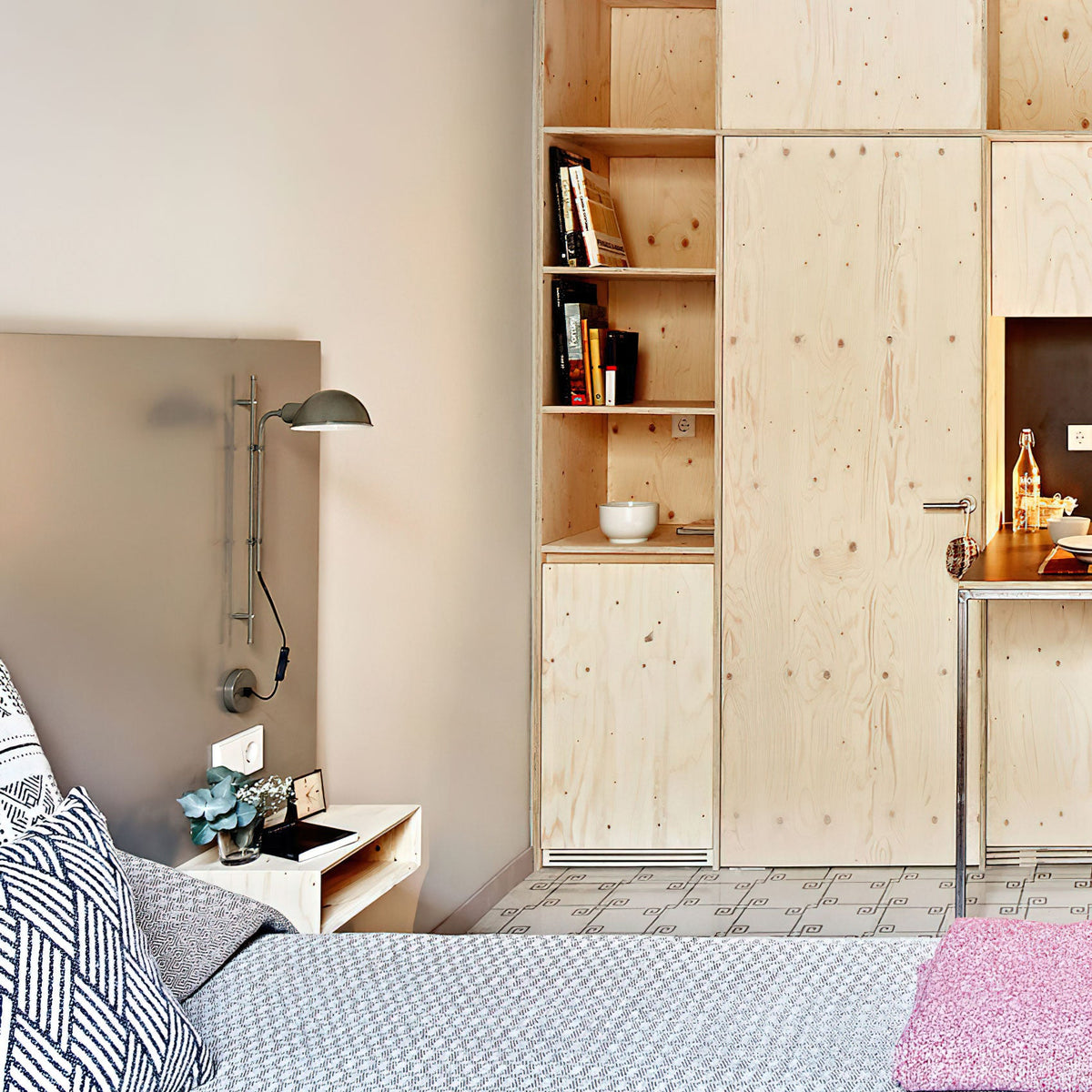 Orbis Wall Lamp 11.6"