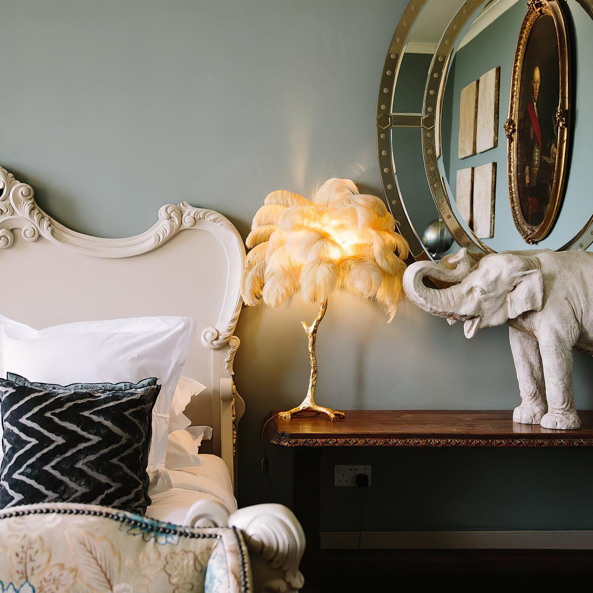 Ostrich Feather Table Lamp 29.5″