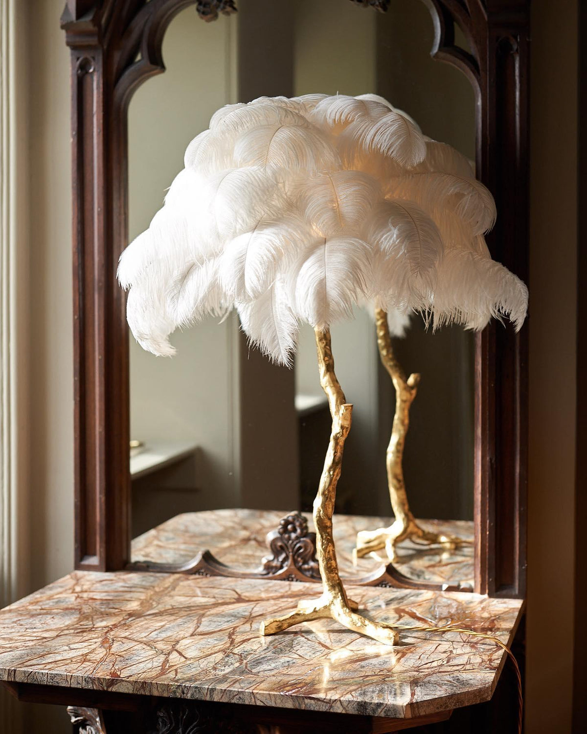 Ostrich Feather Table Lamp 29.5″