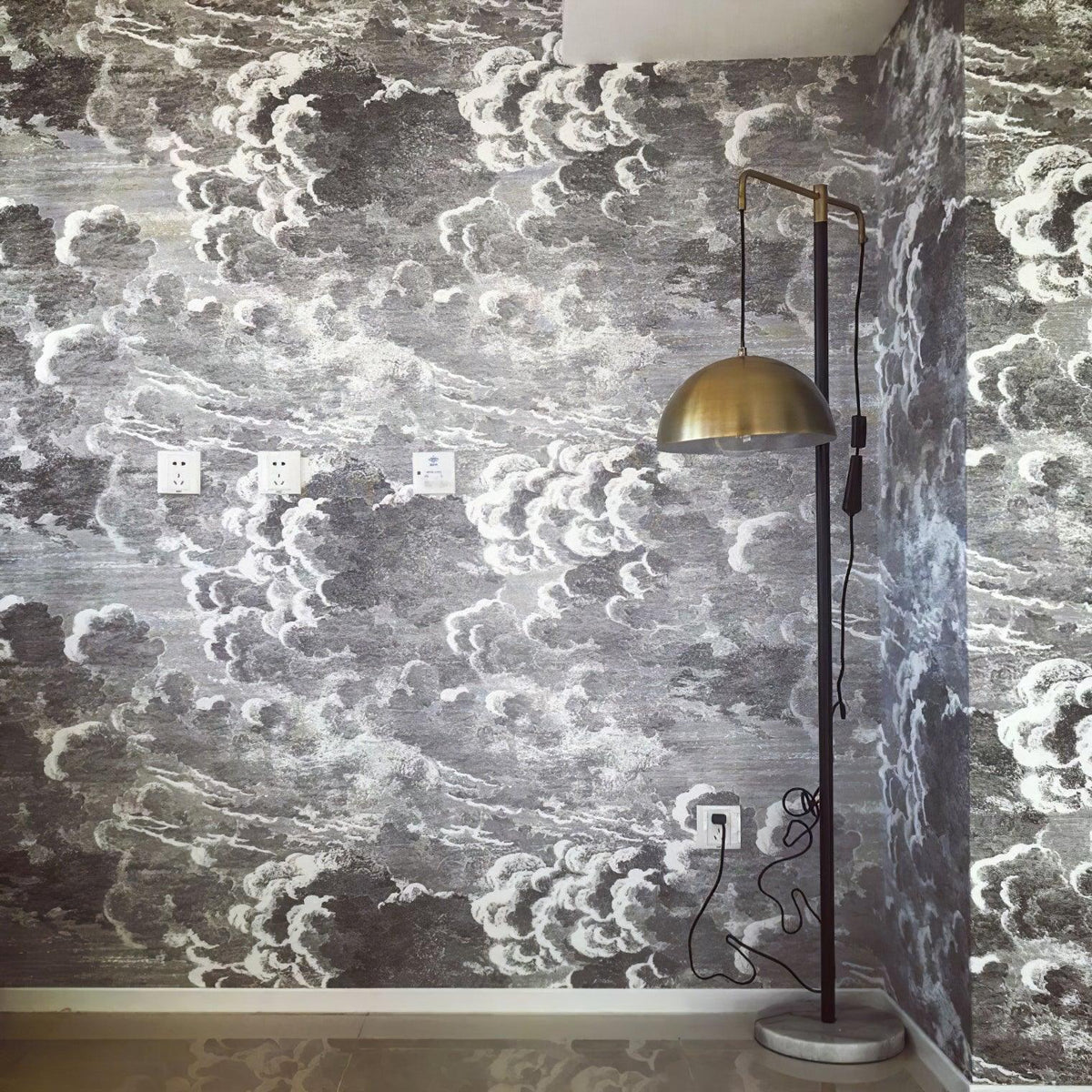 Otto Floor Lamp 11.8"