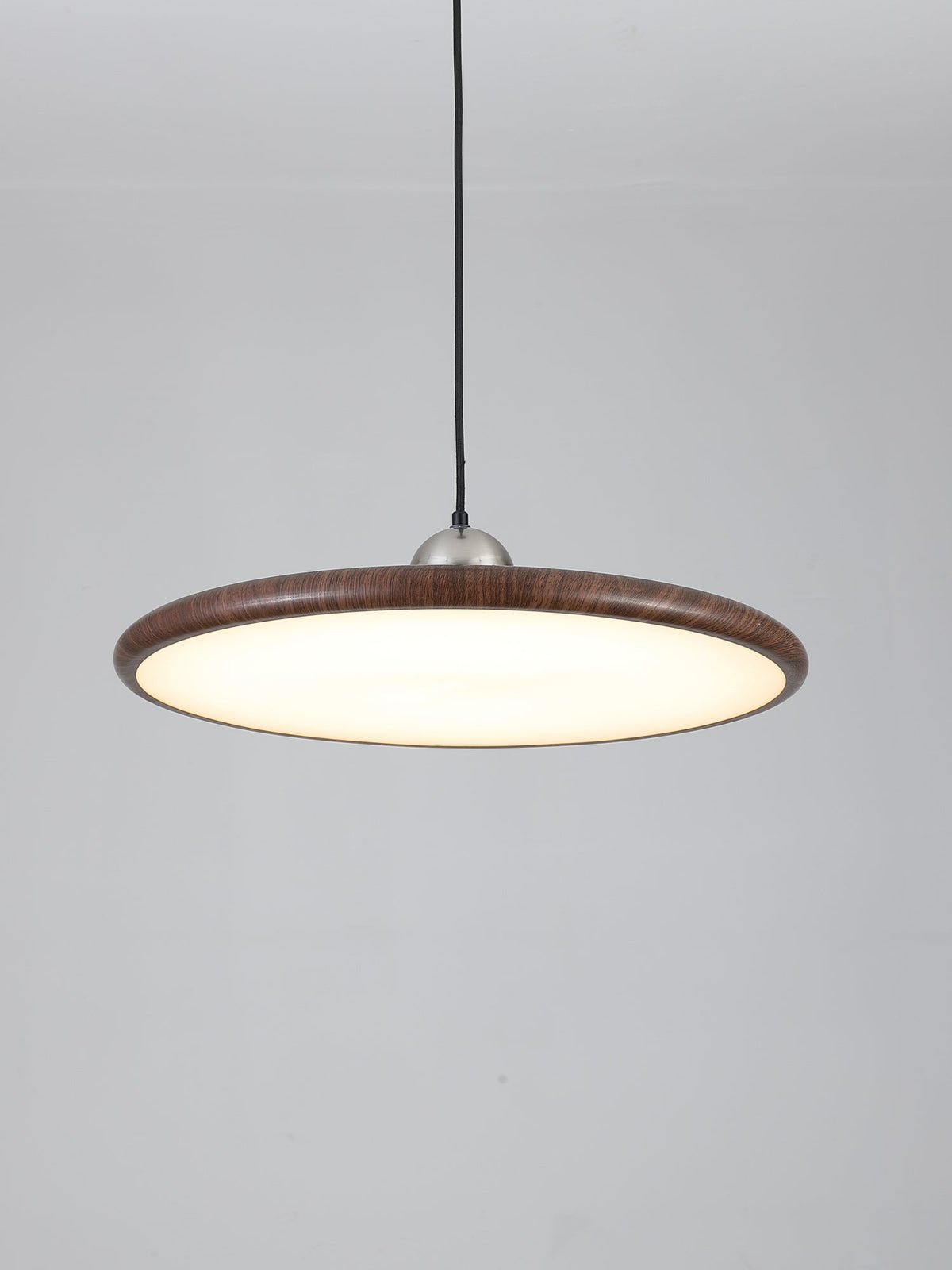 Ovalo Grain Pendant Light