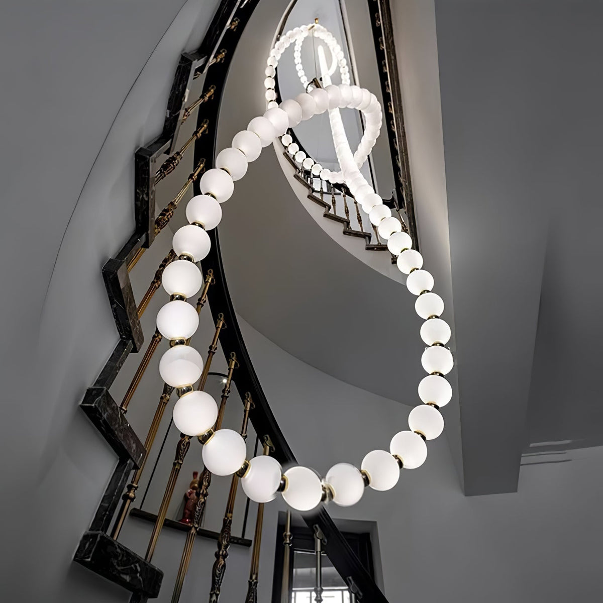Pearl Glass Necklace Balls Chandelier