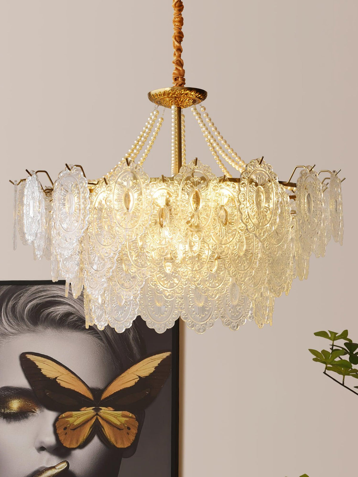 Pearls Glass Chandelier