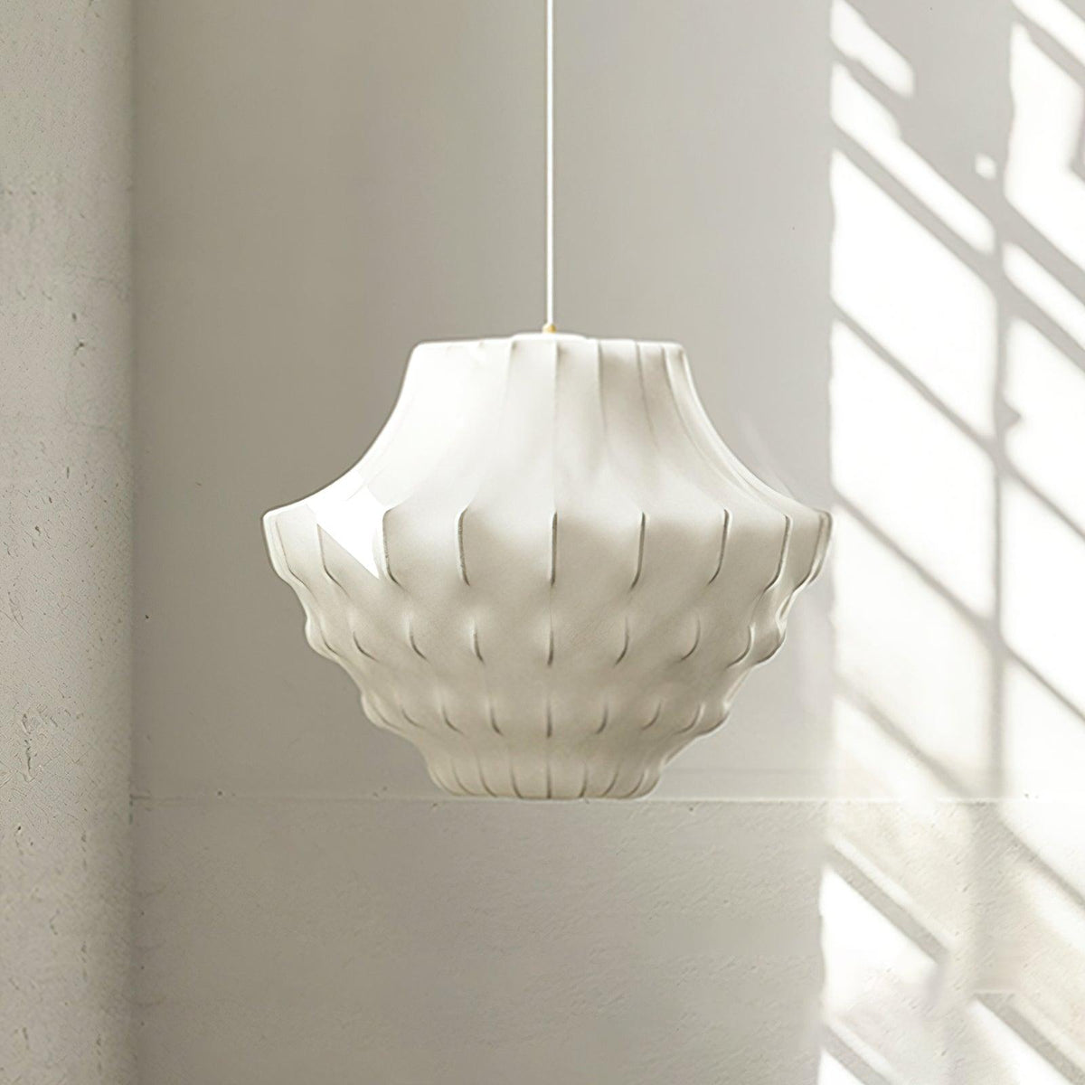 Phantom Pendant Lamp
