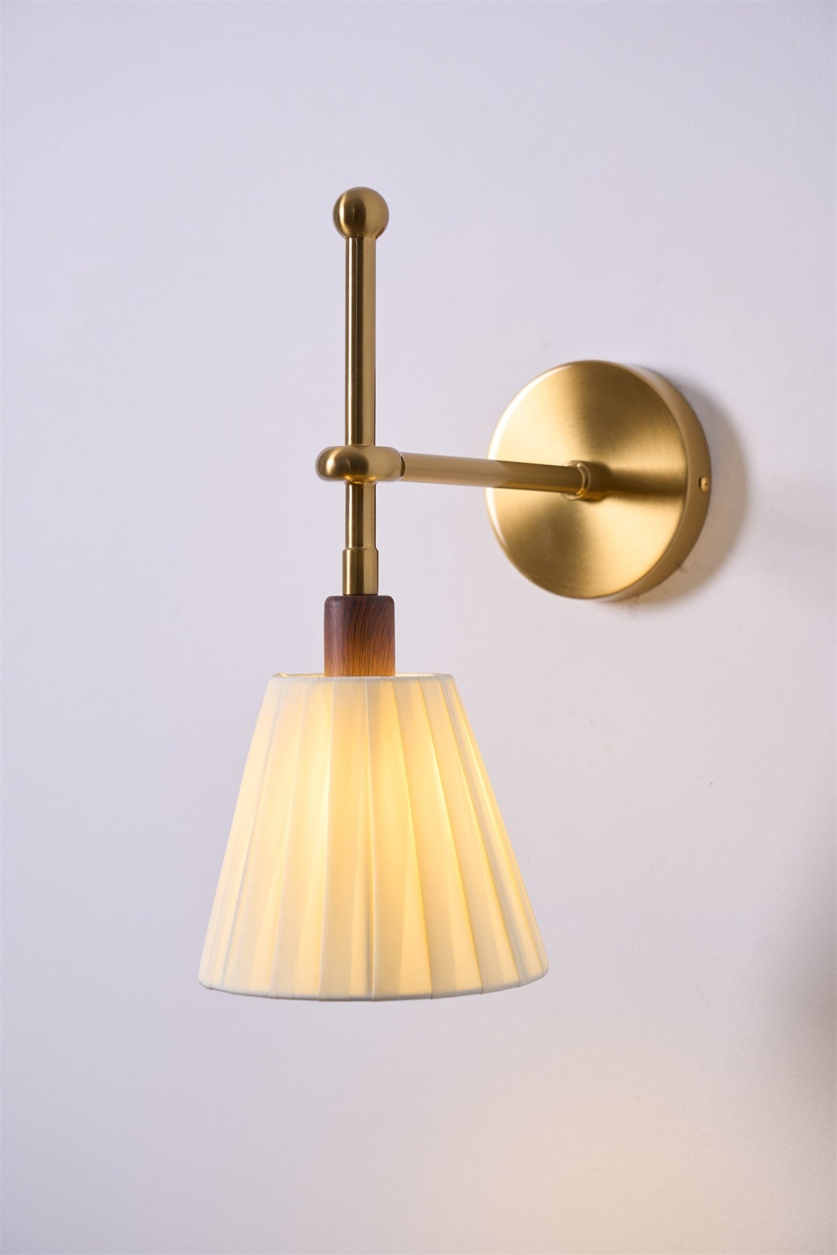 Pleated Fabric Wall Lamp
