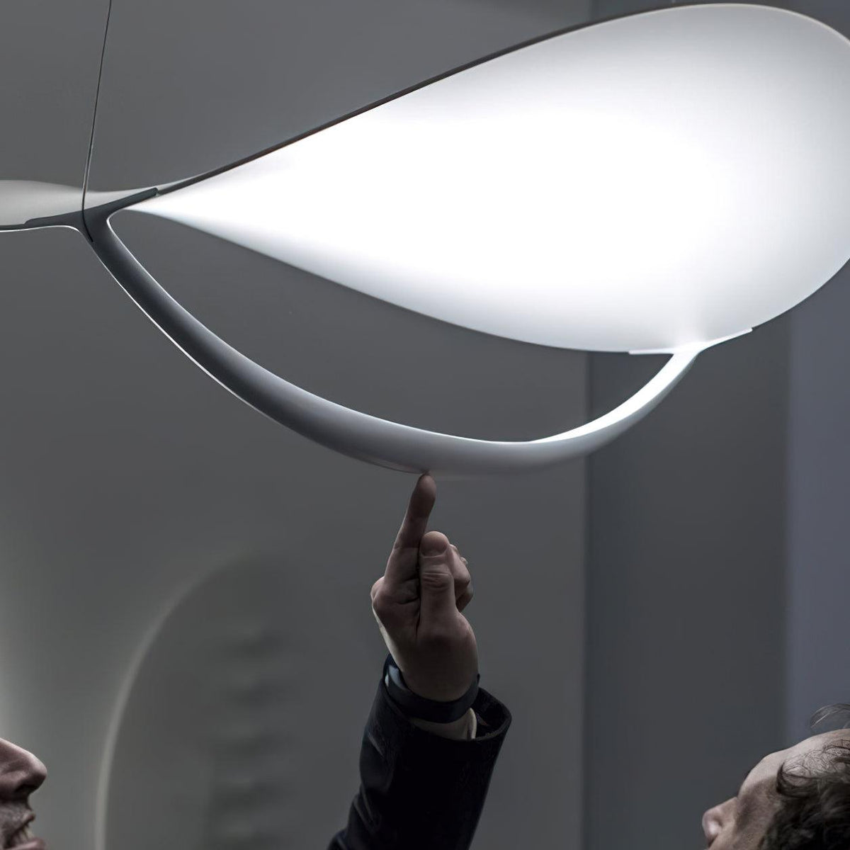 Plena Pendant Light 27.6″