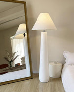 Pulse Floor Lamp 21.3"