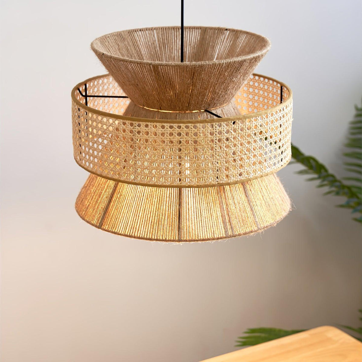 Rattan Bamboo Pendant Lamp 15.7"