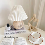 Rattan Pleated Table lamp 9.4"