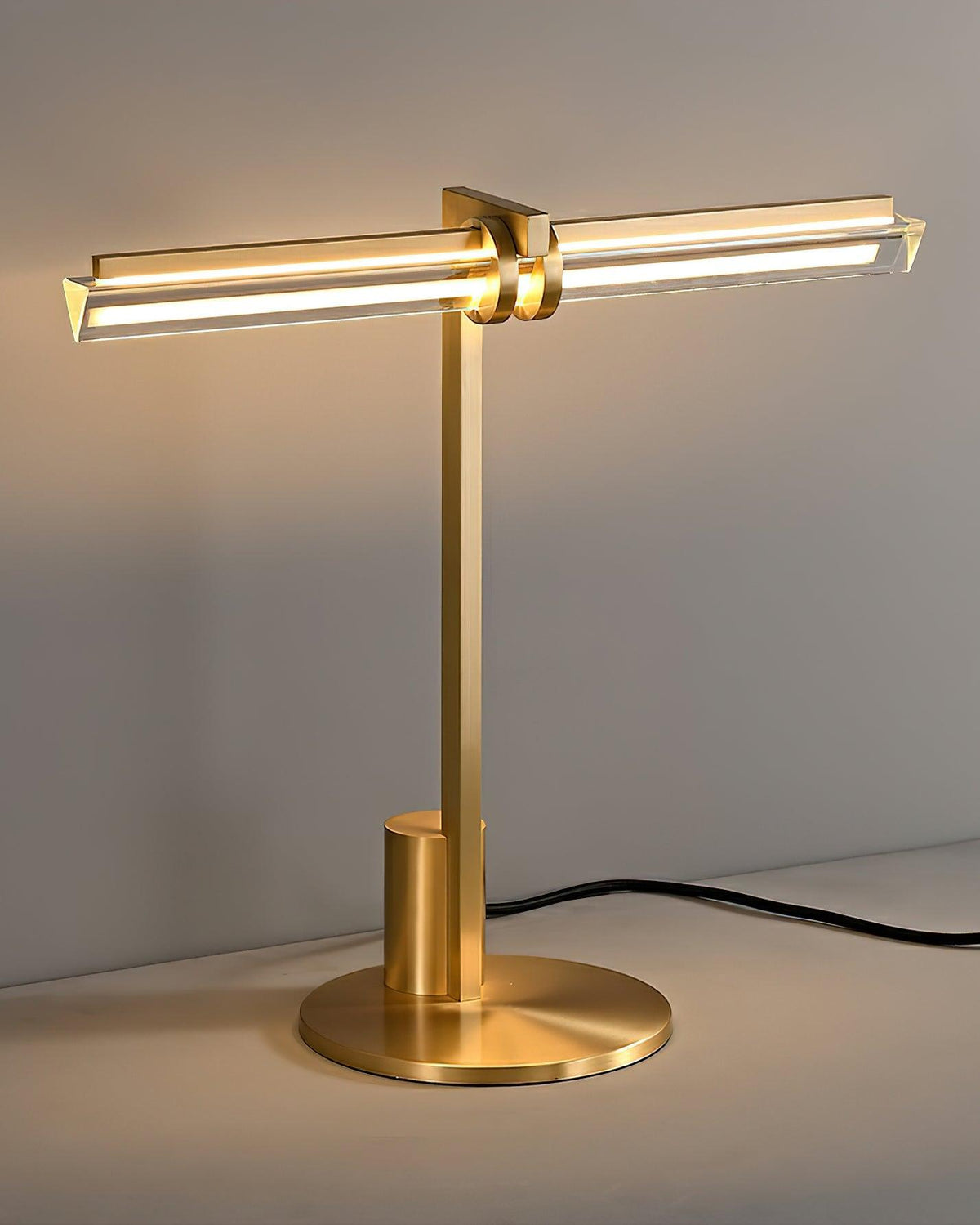 Reed Table Lamp 16.9"