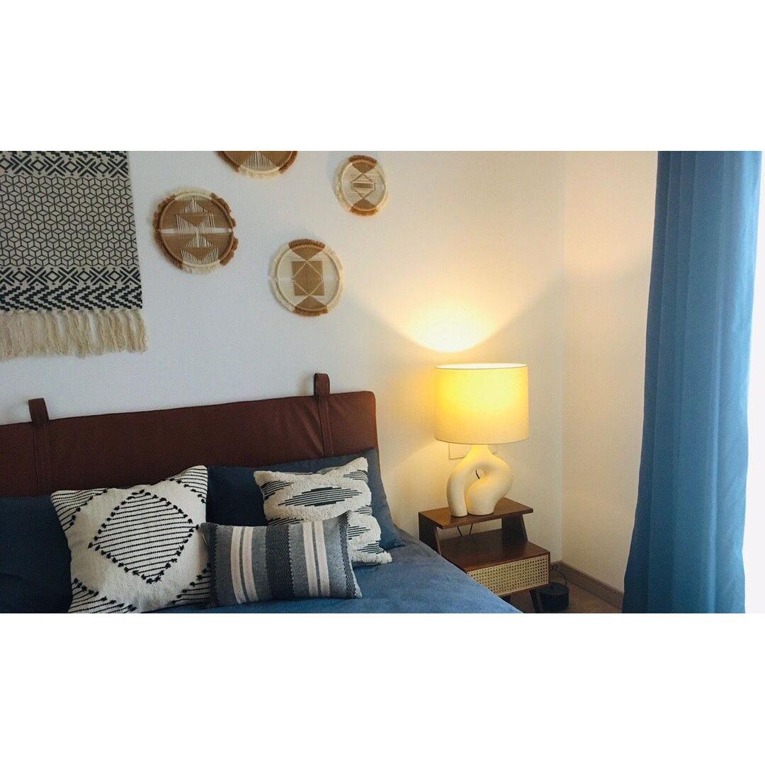 Resin Art Table Lamp 15.7"