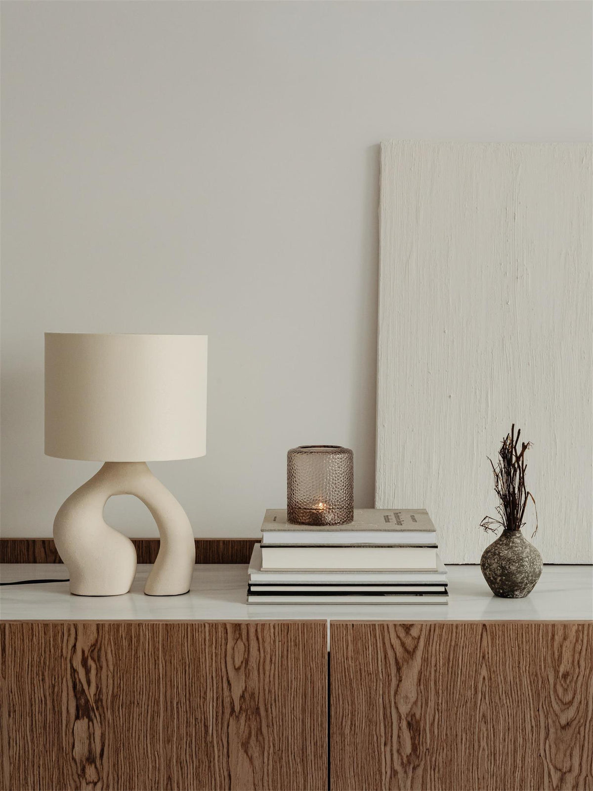 Resin Art Table Lamp 15.7"