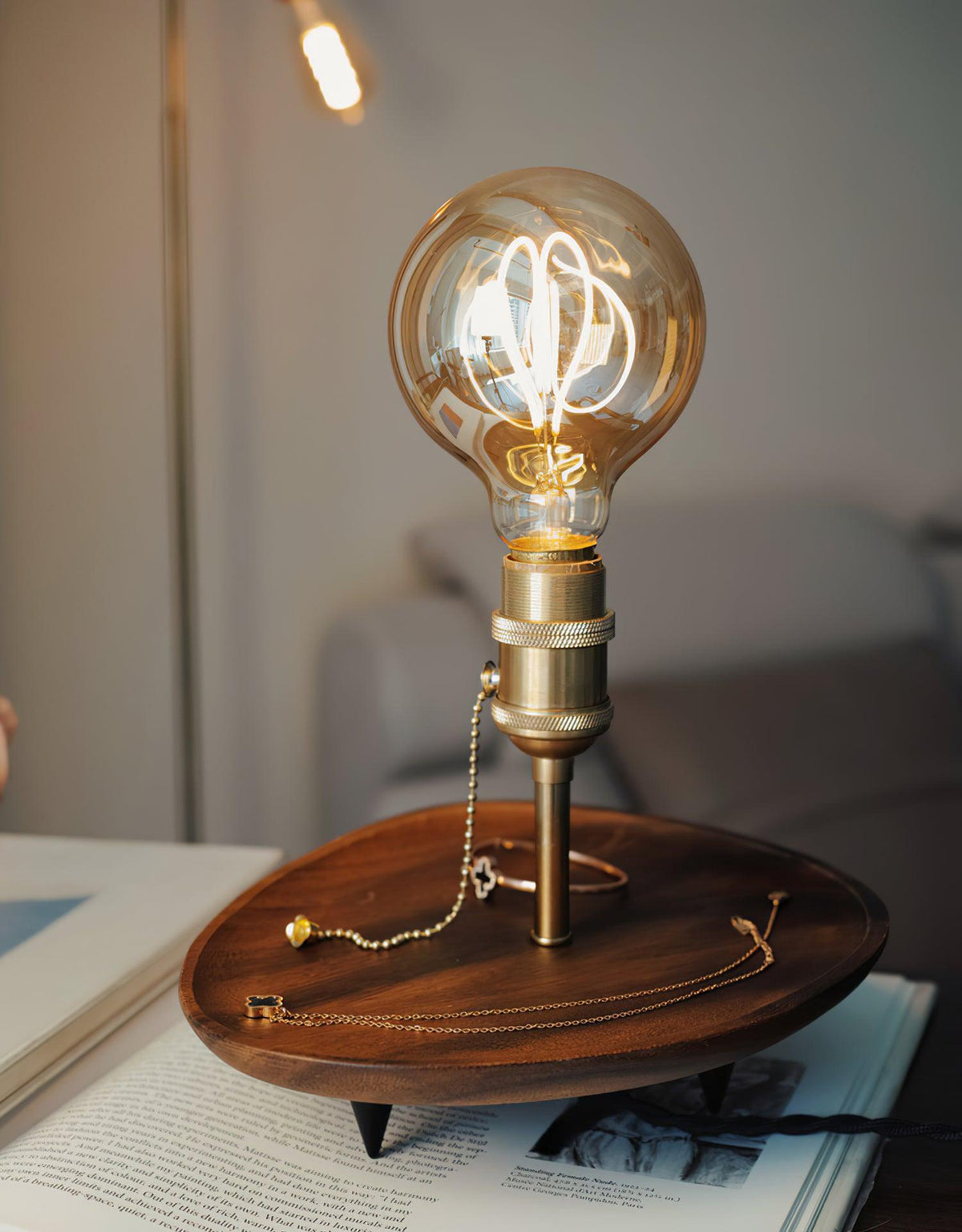 Retro Solid Wood Tray Table Lamp