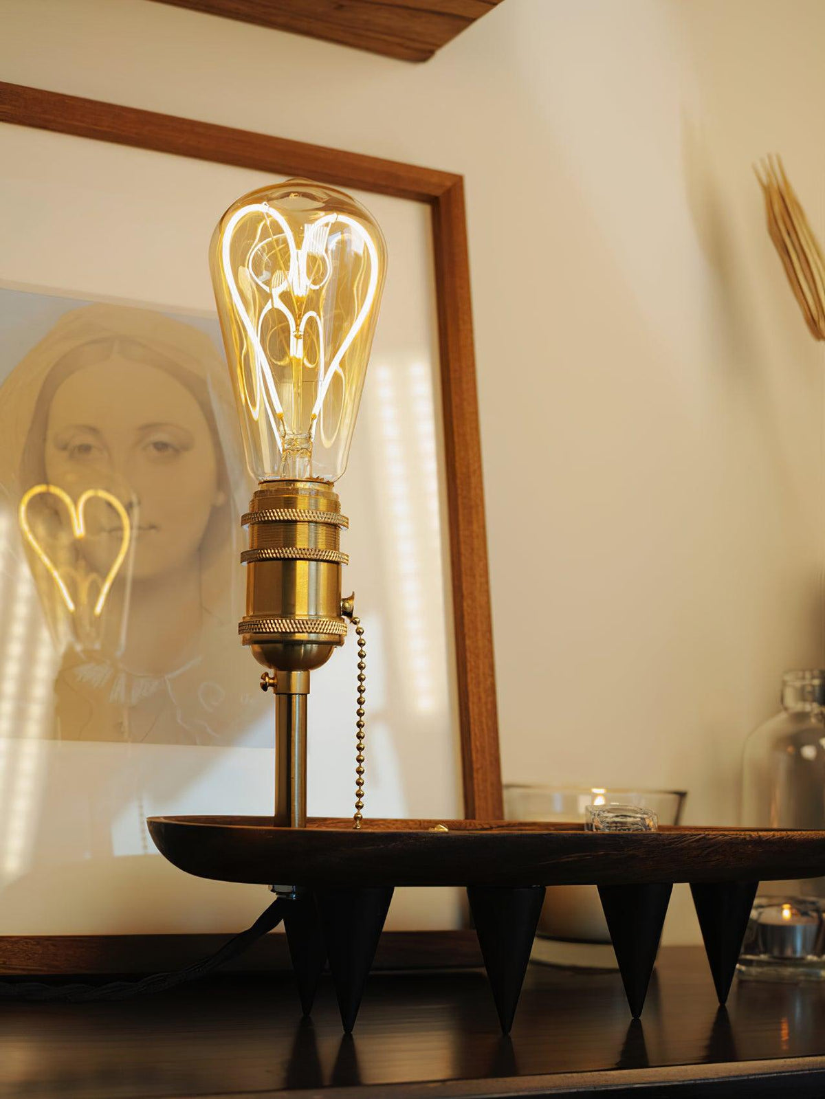 Retro Solid Wood Tray Table Lamp