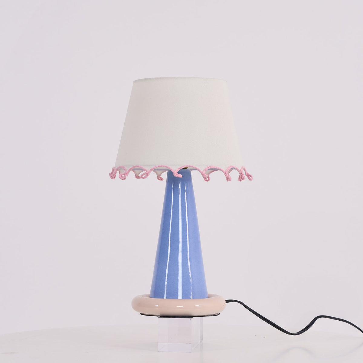 Ribbon Table Lamp