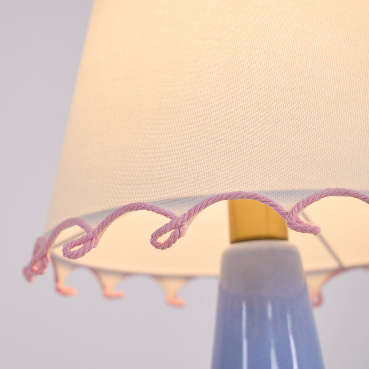 Ribbon Table Lamp