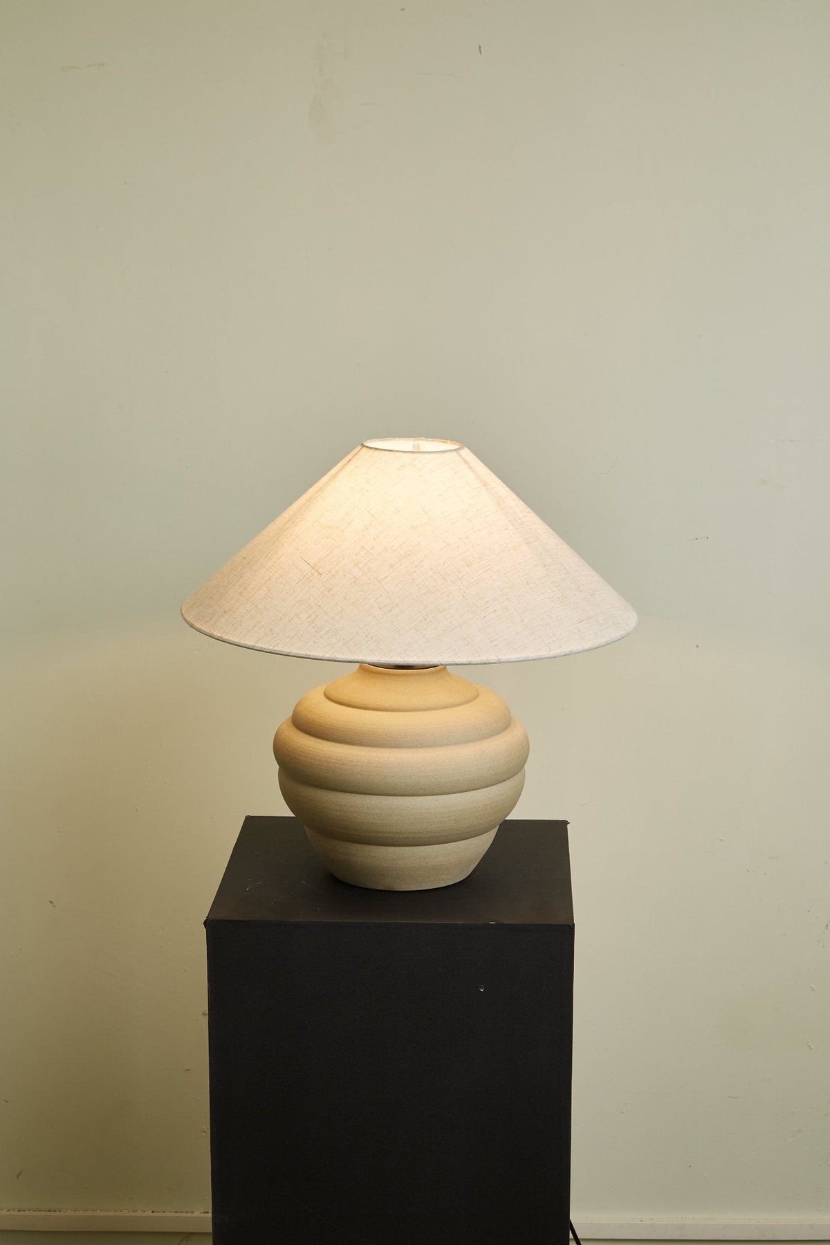 Ripple Clay Table Lamp