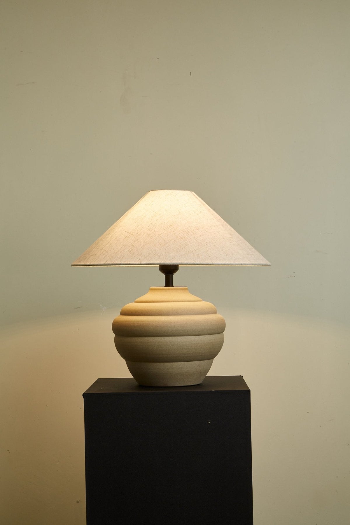 Ripple Clay Table Lamp