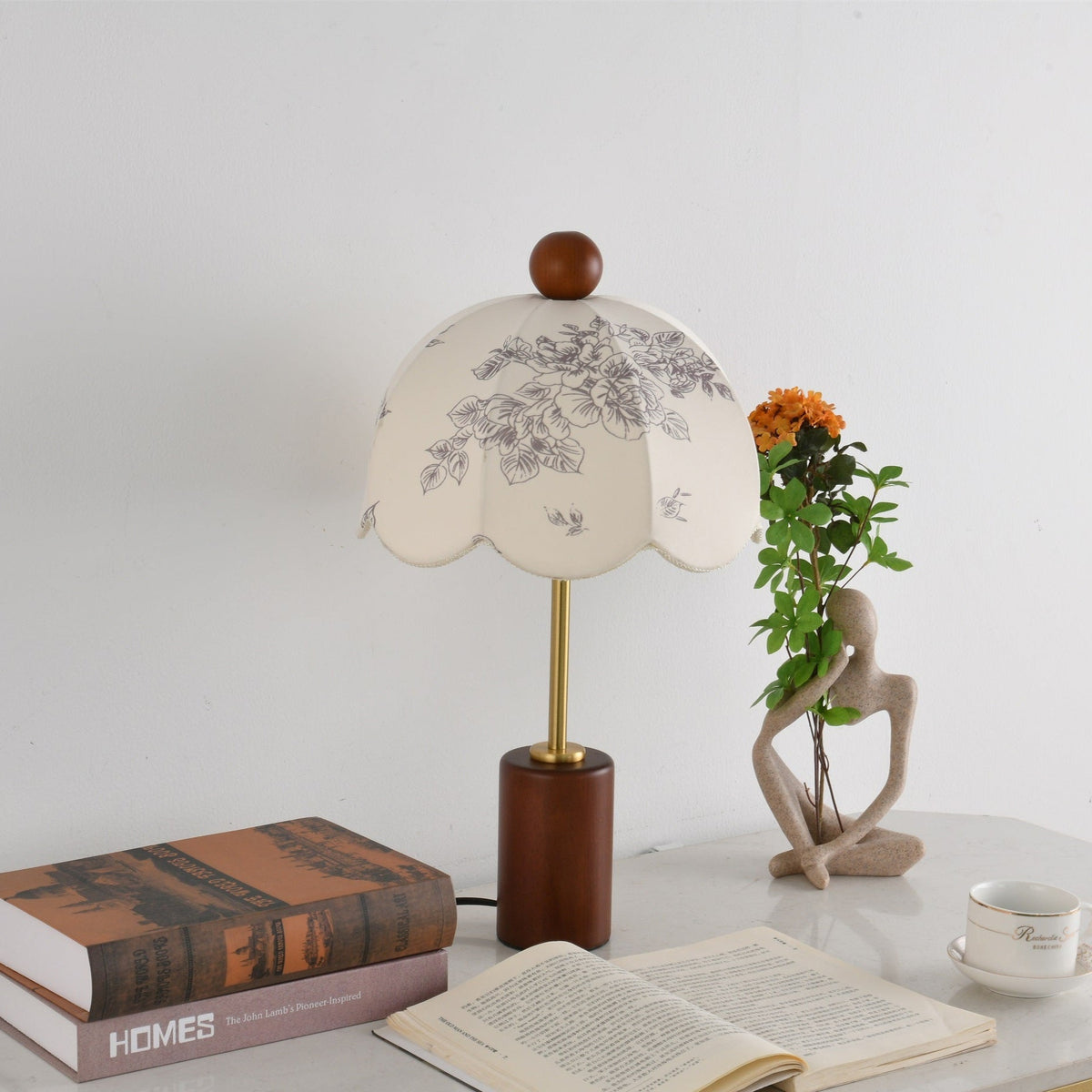 Roselle Vintage Table Lamp
