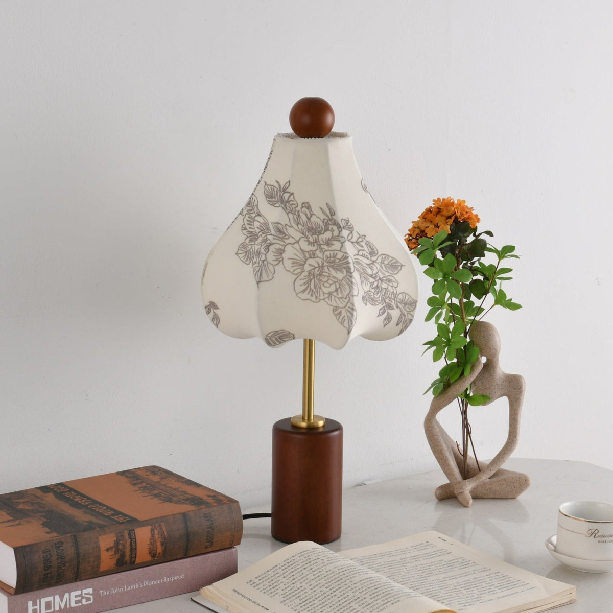 Roselle Vintage Table Lamp