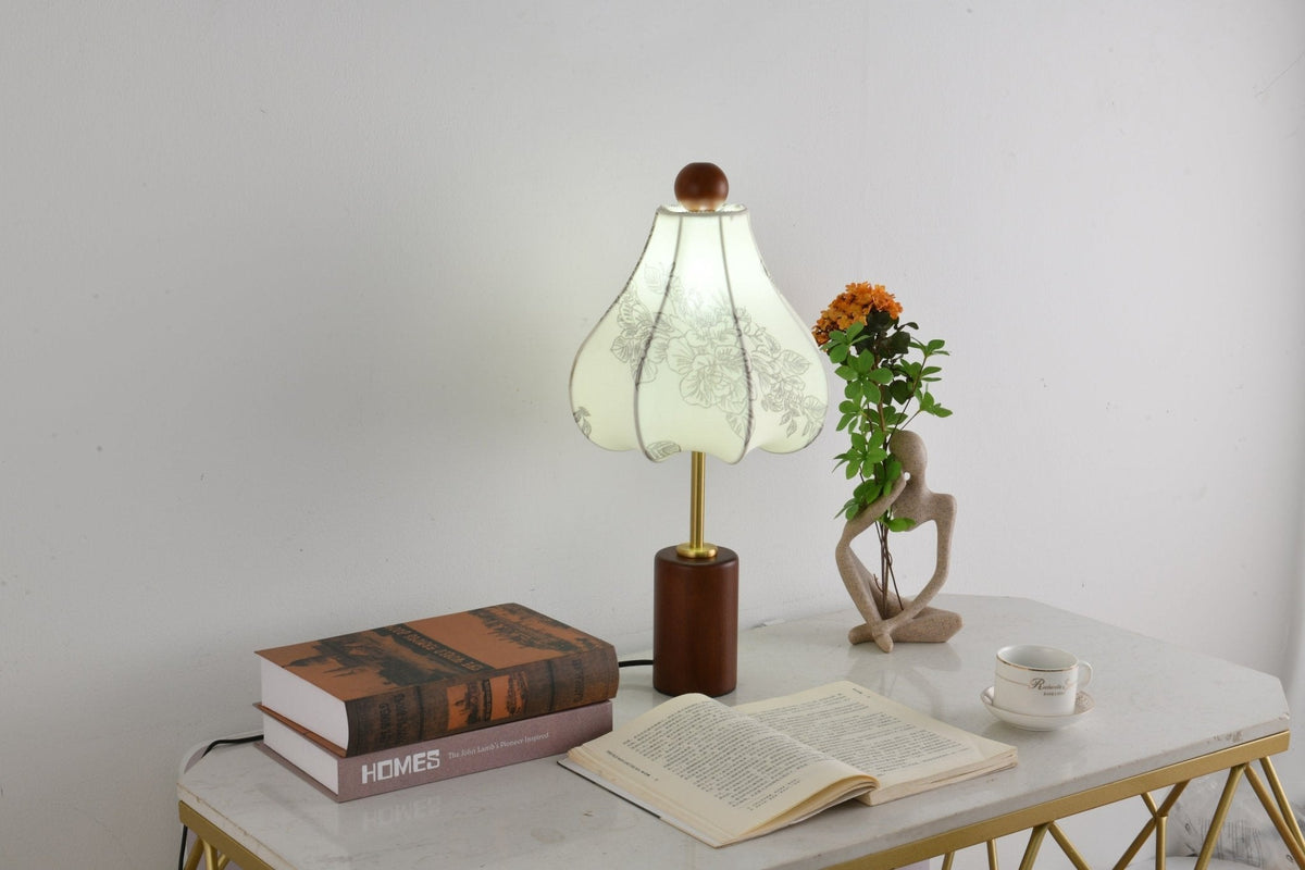 Roselle Vintage Table Lamp