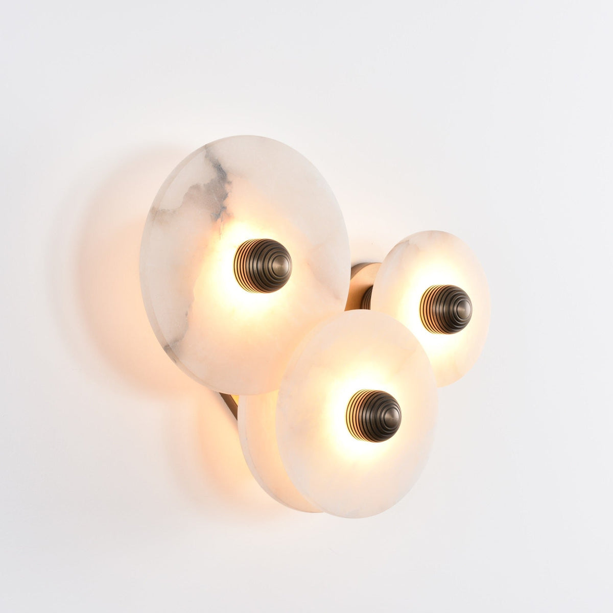 Nayra Alabaster Wall Lamp