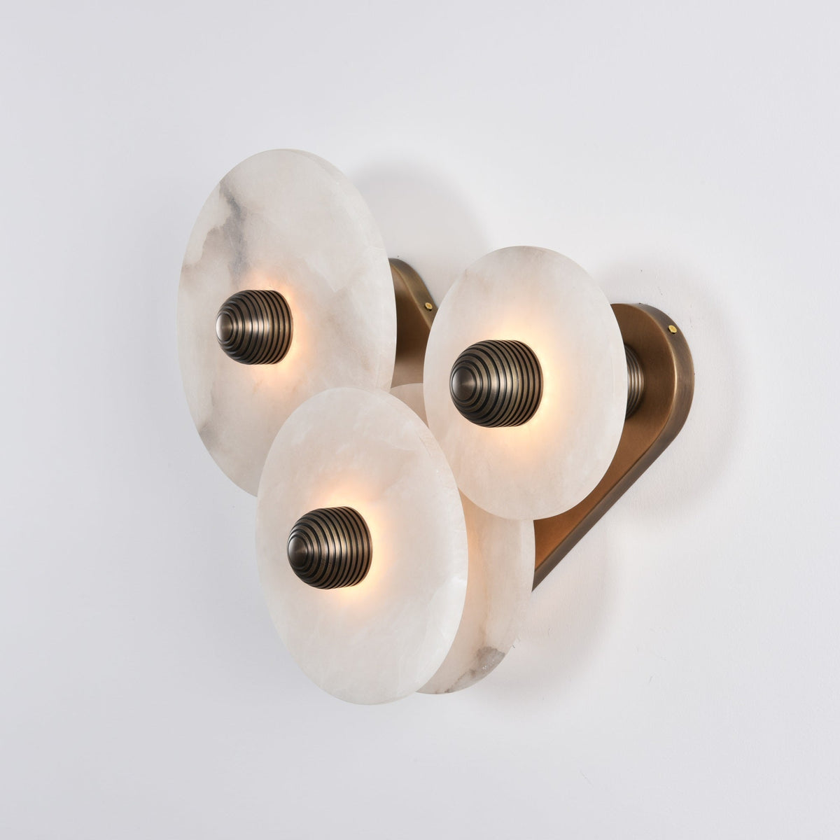 Nayra Alabaster Wall Lamp