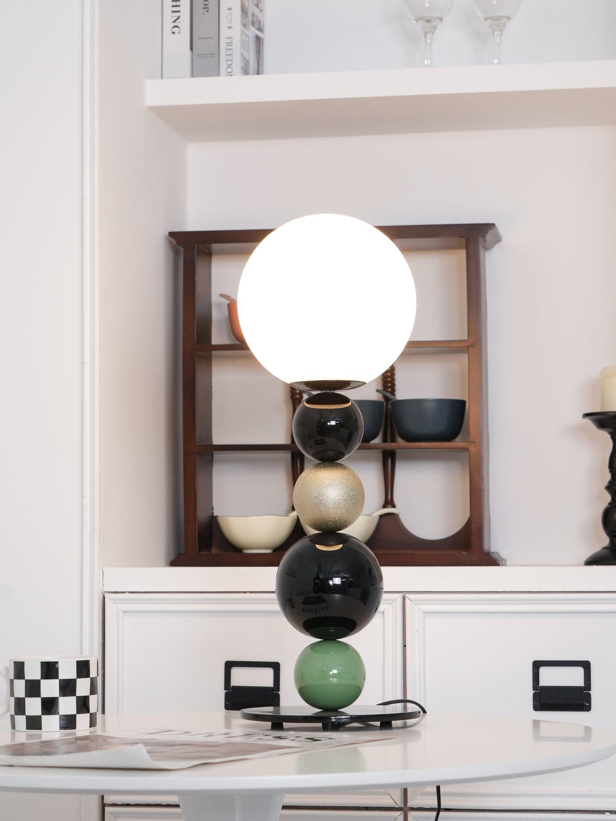 Round Balls Stacking Table Lamp 7.9"