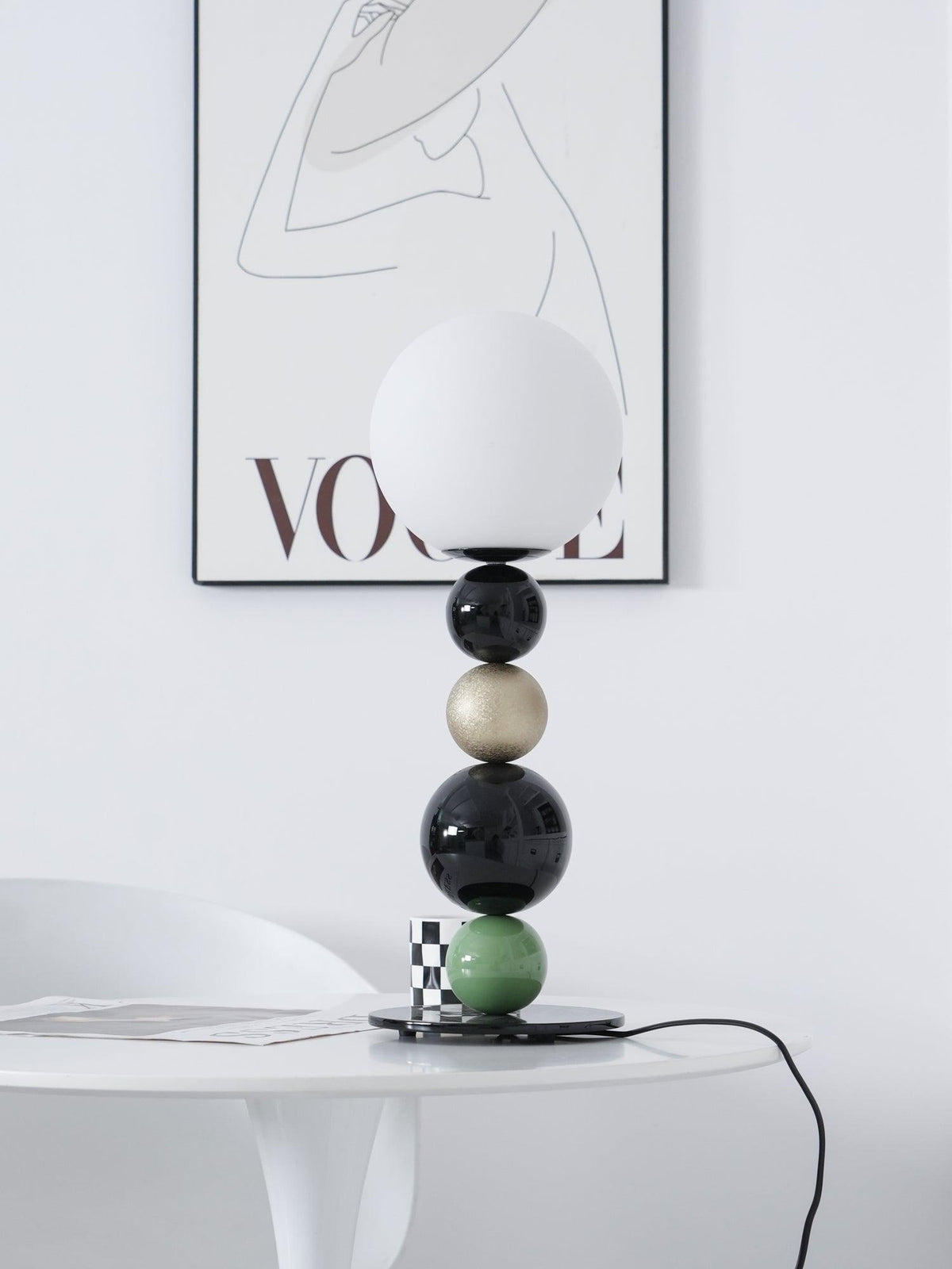 Round Balls Stacking Table Lamp 7.9"
