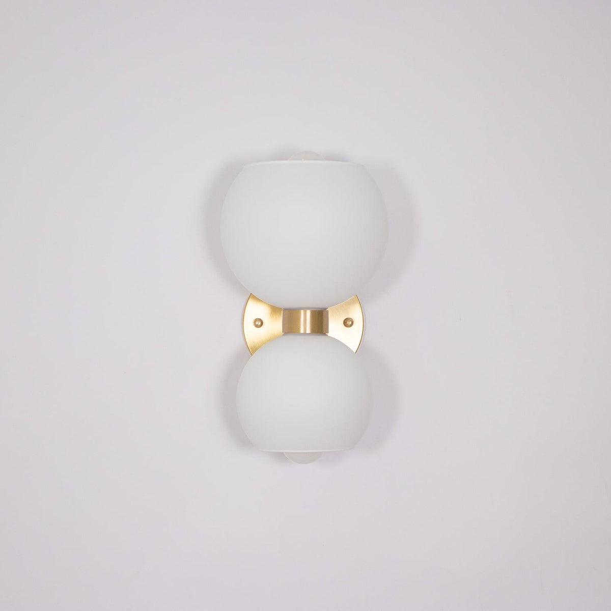 Round Pearl Sconce 5.9"