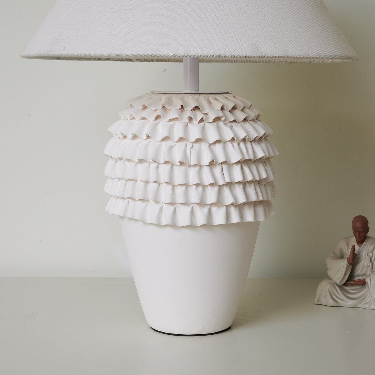 Ruffle Ceramic Table Lamp