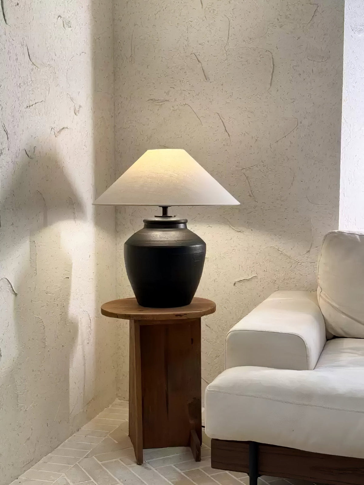 Rustic Black Ceramic Table Lamp