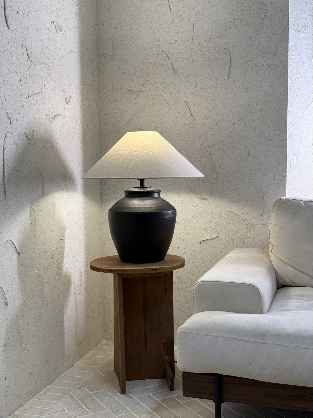 Rustic Black Ceramic Table Lamp