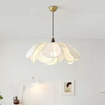 Nordic Creamy E27 LED Pendant Chandelier: French Bedroom Retro Dining Room Lamp